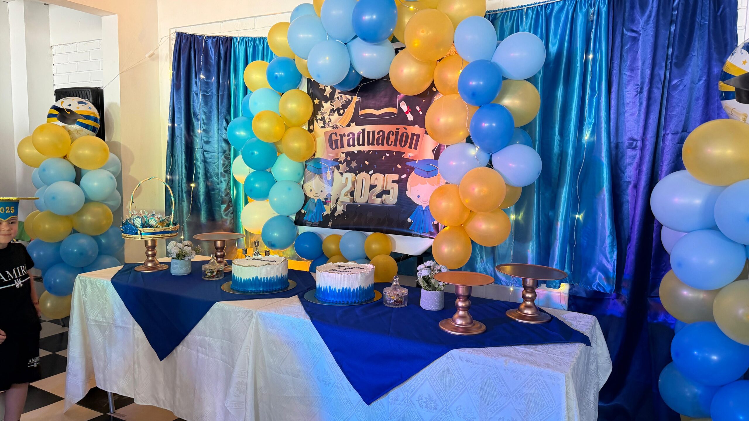 Emotiva cena de gala de octavo básico: una despedida llena de recuerdos y buenos deseos